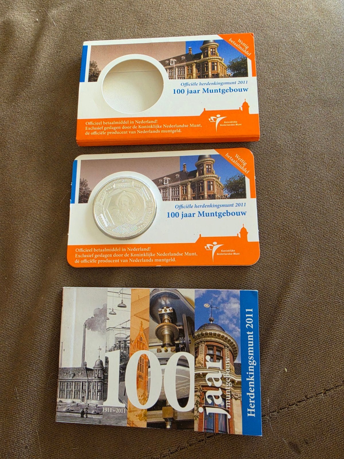 Herdenkingsmunt 100 jaar Muntgebouw 2011 zwaar verzilverd, Postzegels en Munten, Koningin Beatrix, Zilver, Euro's, Ophalen of Verzenden