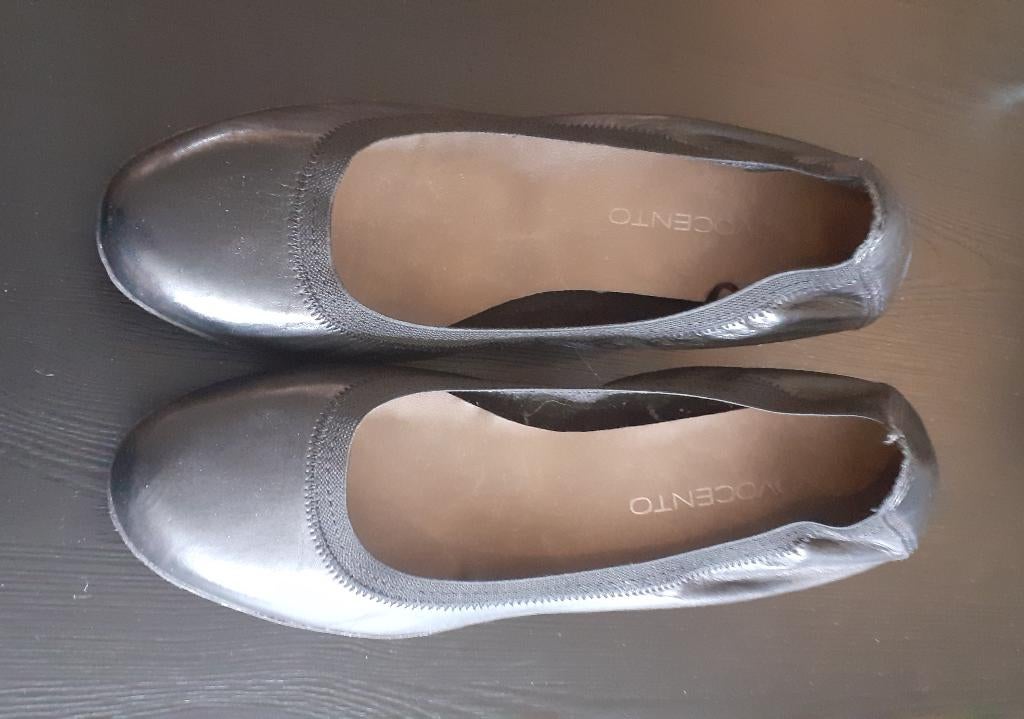 Dames Schoenen maat 39, Ophalen of Verzenden, Zo goed als nieuw, Novocento, Instappers