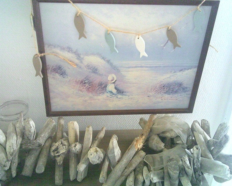 Vintage afbeelding van een strand uitzicht met kind, Ophalen of Verzenden