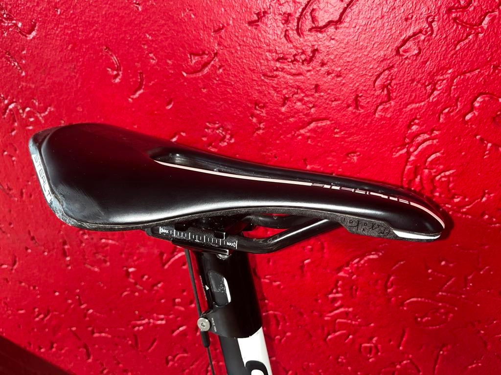 Pro Stealth zadel carbon, Carbon, Zo goed als nieuw, Meer dan 20 versnellingen, Giant