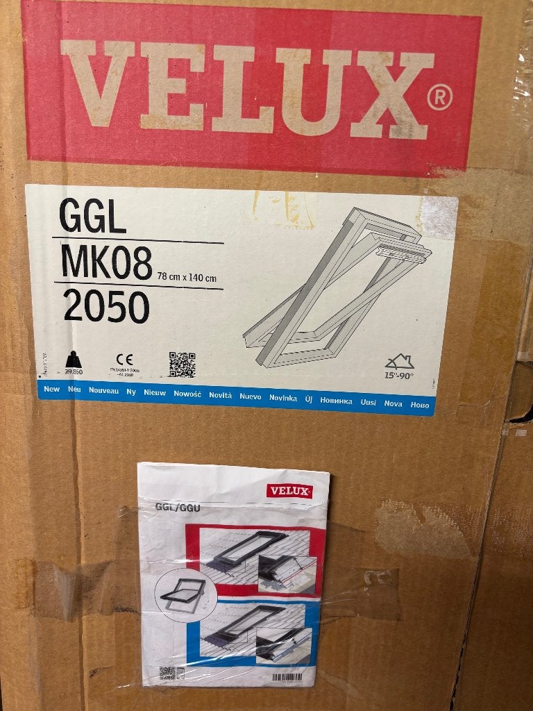 Nieuw - VELUX dakraam GGL MK08 wit afgelakt 78x140 cm + goot, Doe-het-zelf en Verbouw, Glas en Ramen, Ophalen, Dubbelglas, Minder dan 80 cm