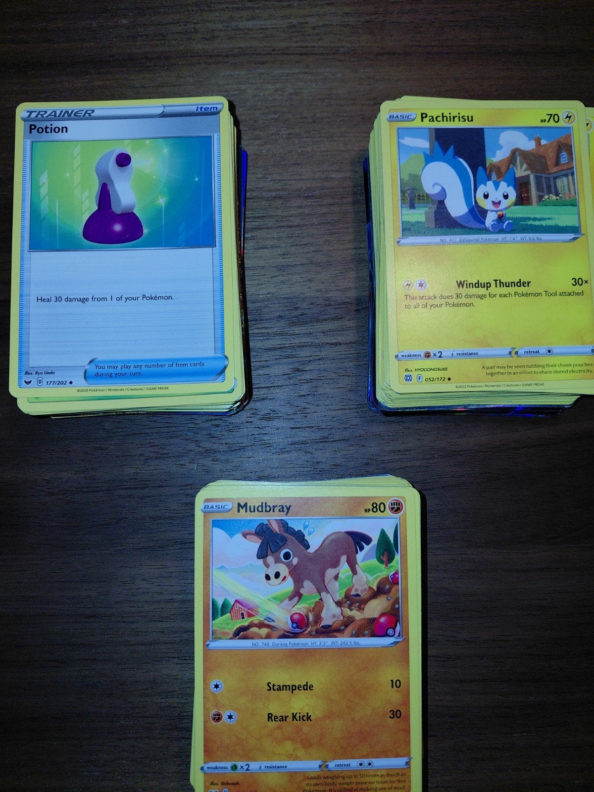 225 Pokemonkaarten!, Hobby en Vrije tijd, Verzamelkaartspellen | Pokémon, Ophalen, Zo goed als nieuw, Meerdere kaarten