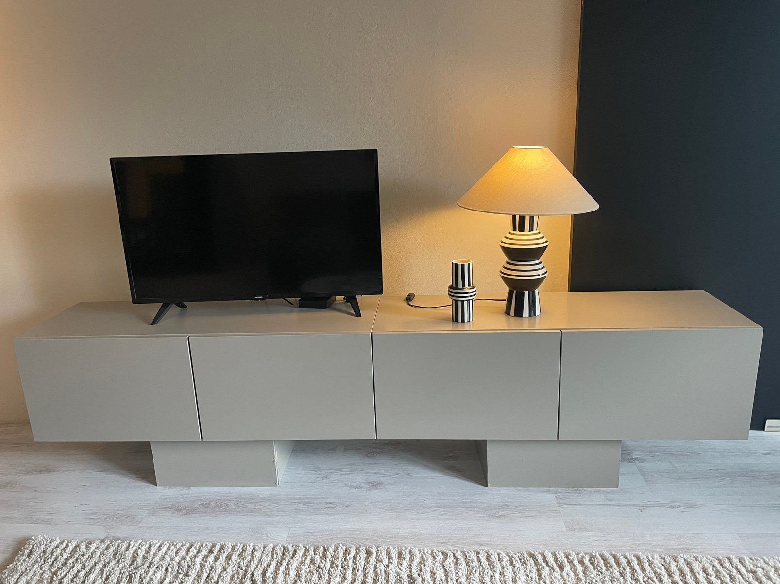 2 BESTÅ kastjes in taupe, Ophalen, Zo goed als nieuw, 25 tot 50 cm, Minder dan 100 cm