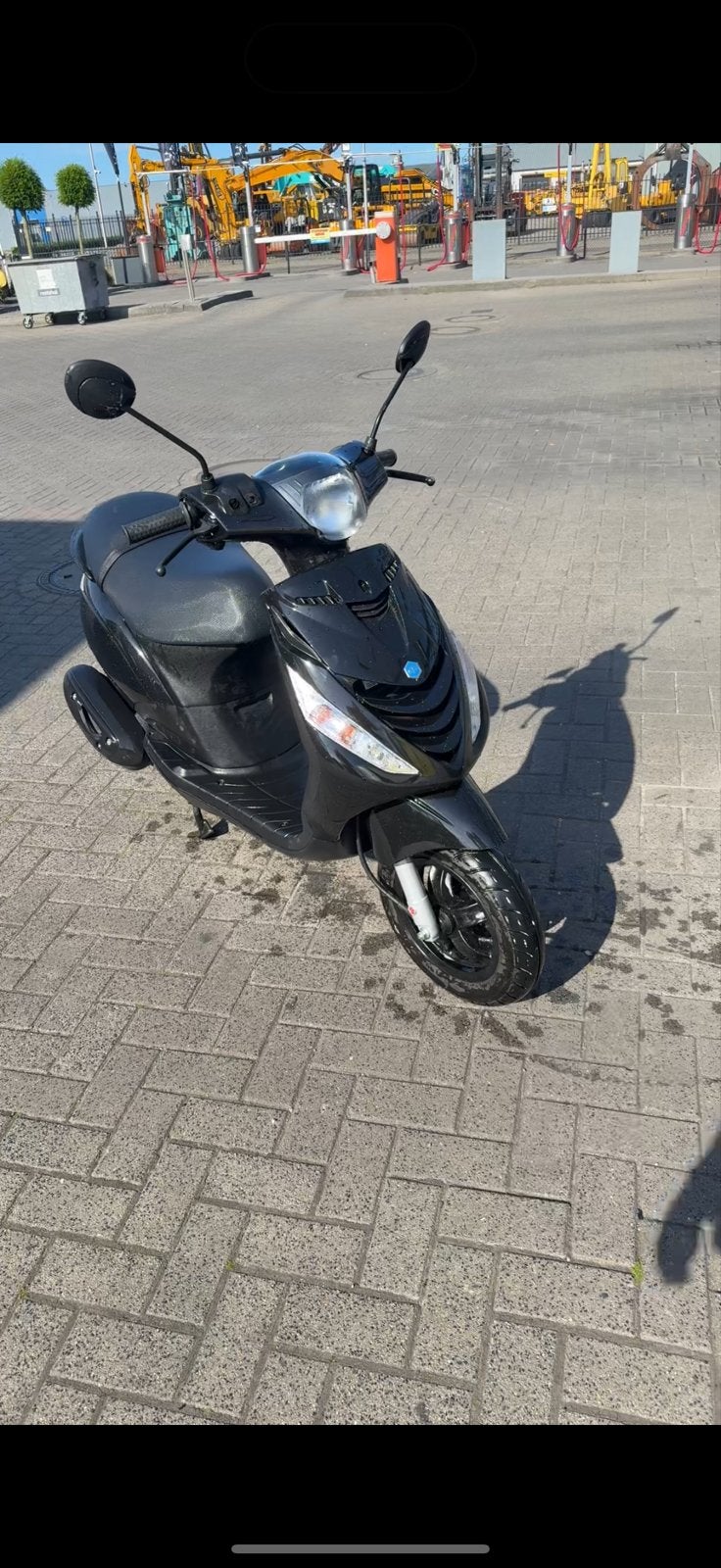 Piaggio Zip iGET 2019 - Slechts 2298km - Topstaat!, Fietsen en Brommers, Scooters | Piaggio, Ophalen, Zo goed als nieuw, Benzine