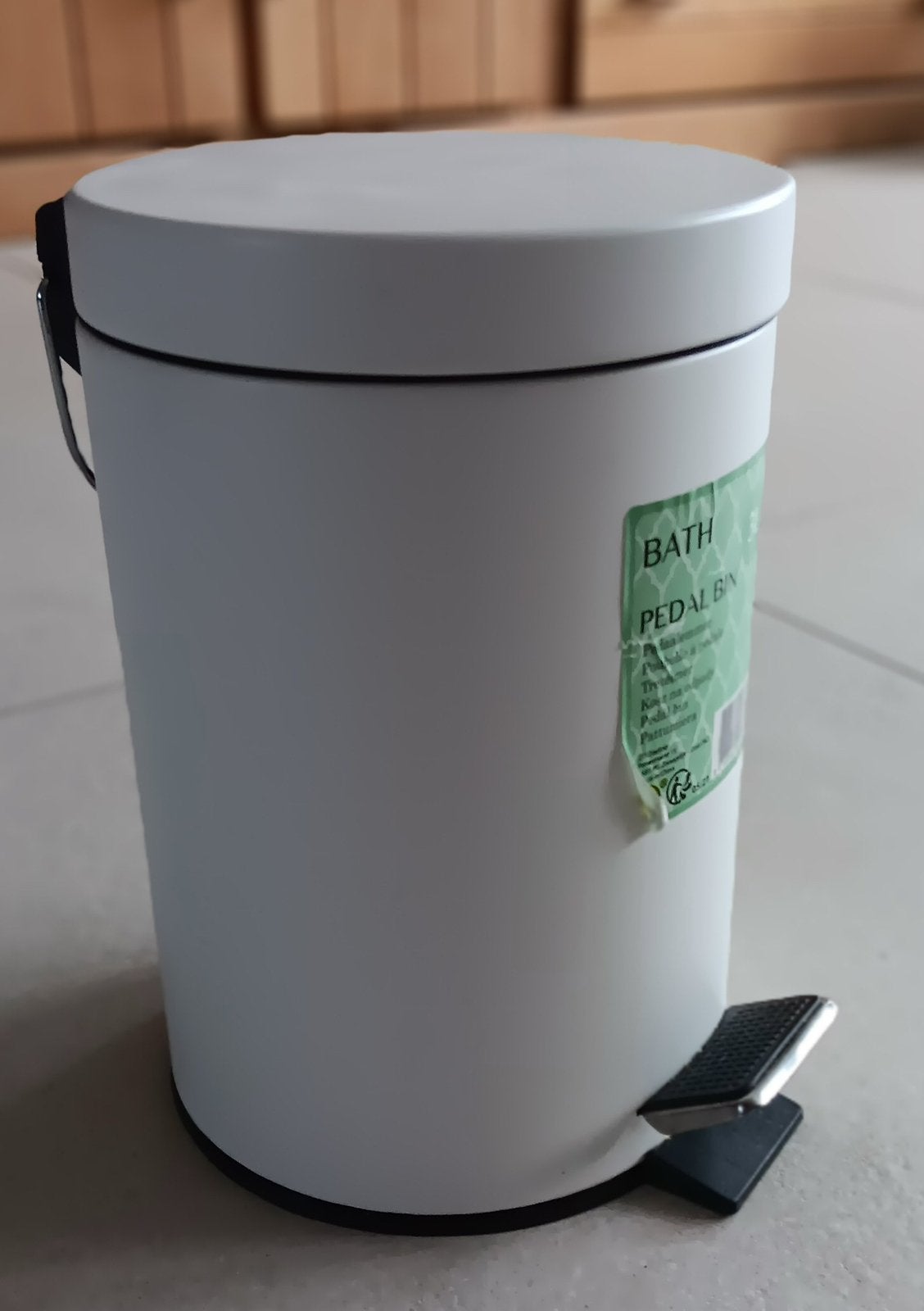 PRULLENBAKJE (voor in de douche/bij toilet), Huis en Inrichting, Ophalen, Kunststof, Met pedaal, Zo goed als nieuw