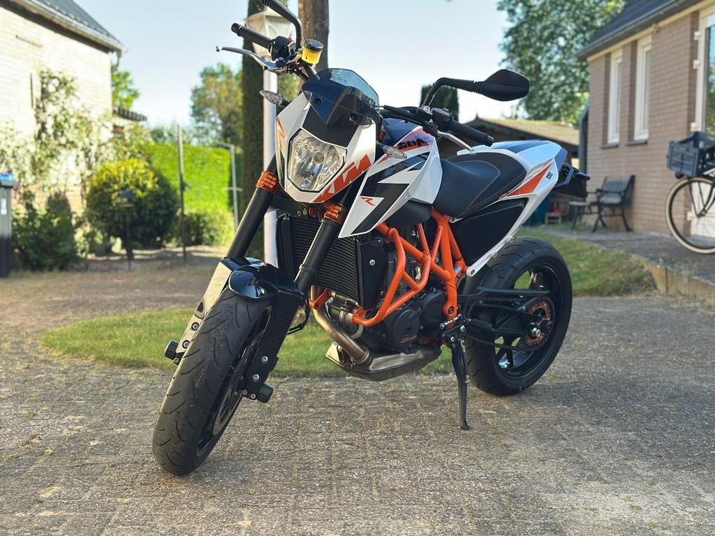 KTM 690 Duke R (2014) 17.906 KM - Topstaat!, Gebruikt, Particulier, Meer dan 35 kW, Minimaal motorrijbewijs A2