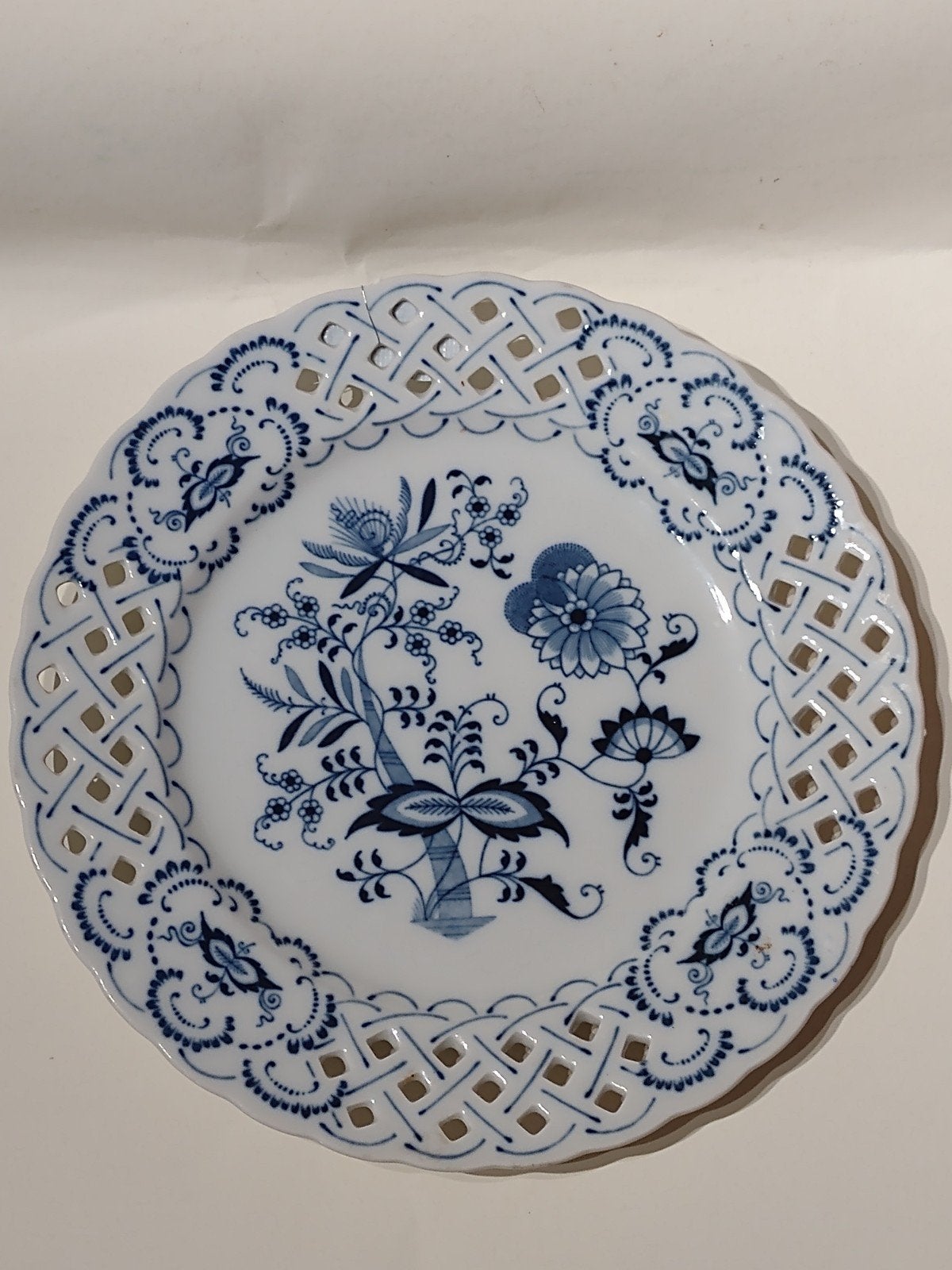 Blue Danube ajour bord doorsnee 26 cm, Ophalen