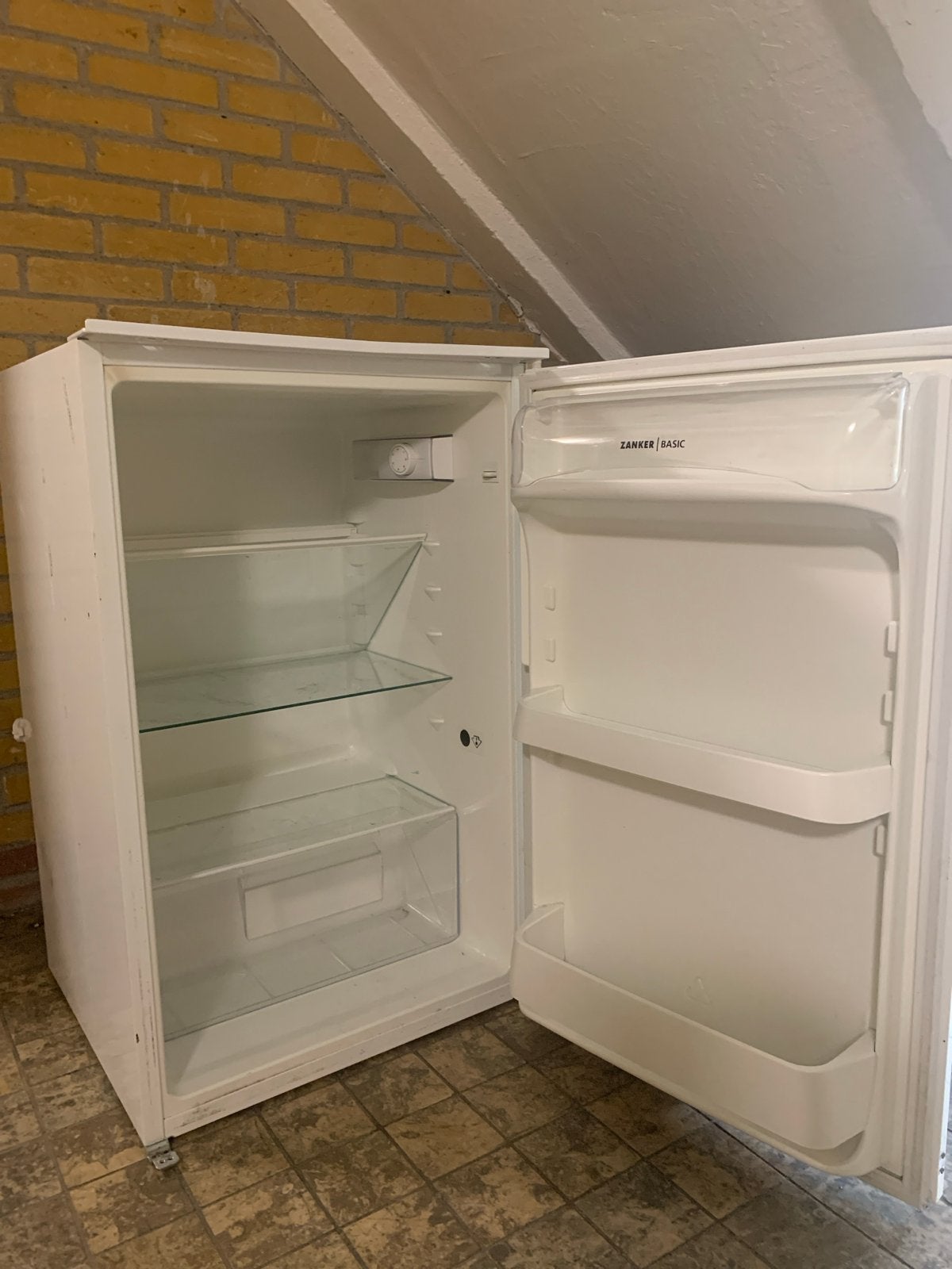 Zanker Basic Koelkast - Compact en Functioneel, Ophalen, Minder dan 75 liter, Zonder vriesvak, Gebruikt