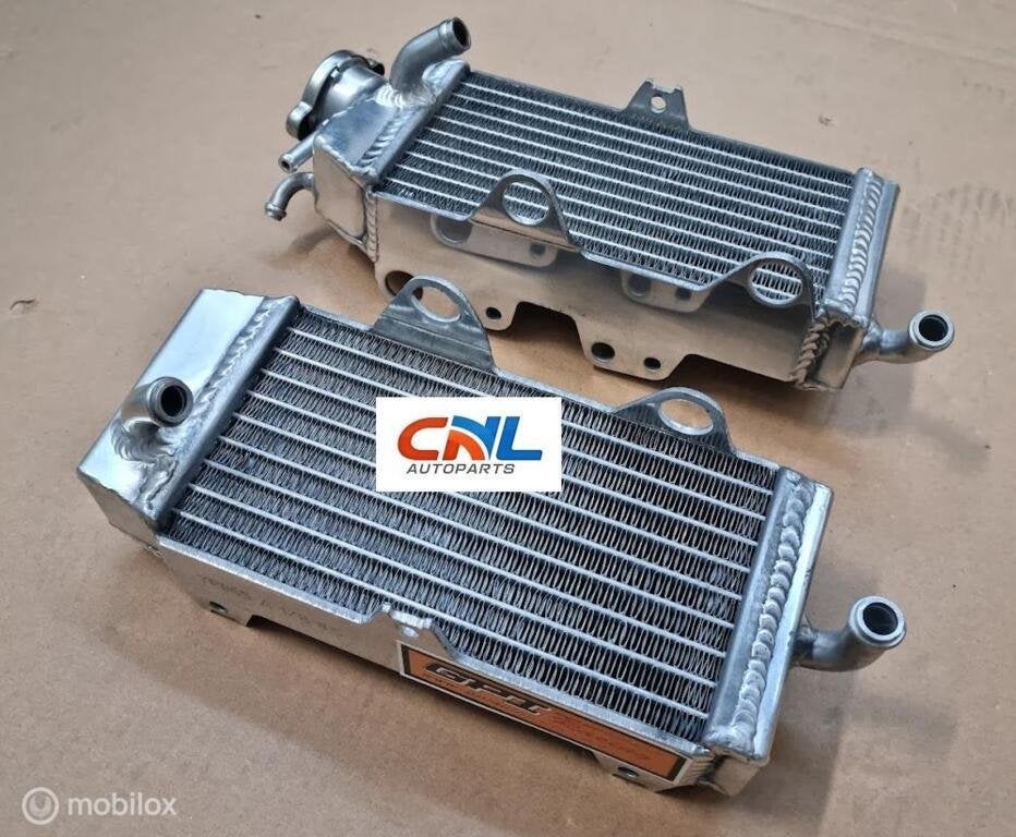 Radiateur Yamaha YZ125 YZ 125 1984 1985 84 85 2-STROKE, Nieuw, Ophalen of Verzenden