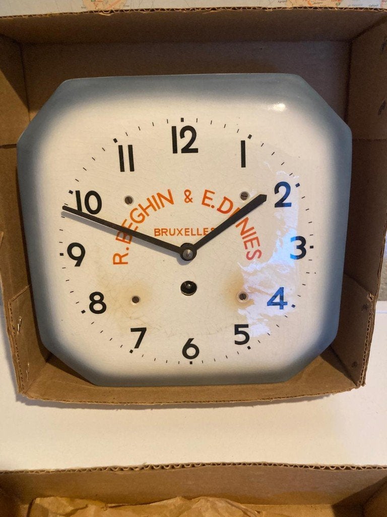 Vintage Emaille Wandklok - Beghin & Dinies Bruxelles Nieuw, Ophalen of Verzenden