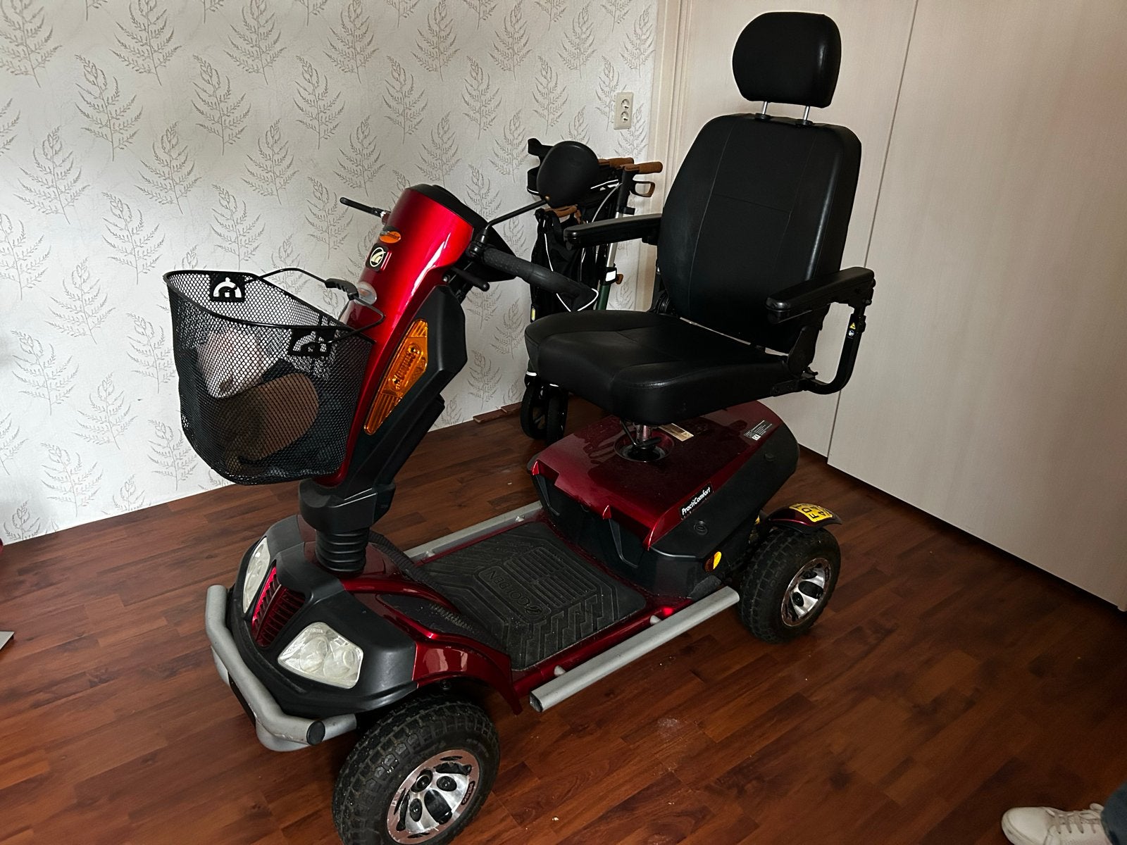Zo goed als nieuwe scootmobiel - nauwelijks gebruikt, Ophalen, Zo goed als nieuw, 36 t/m 45 km, Overige merken