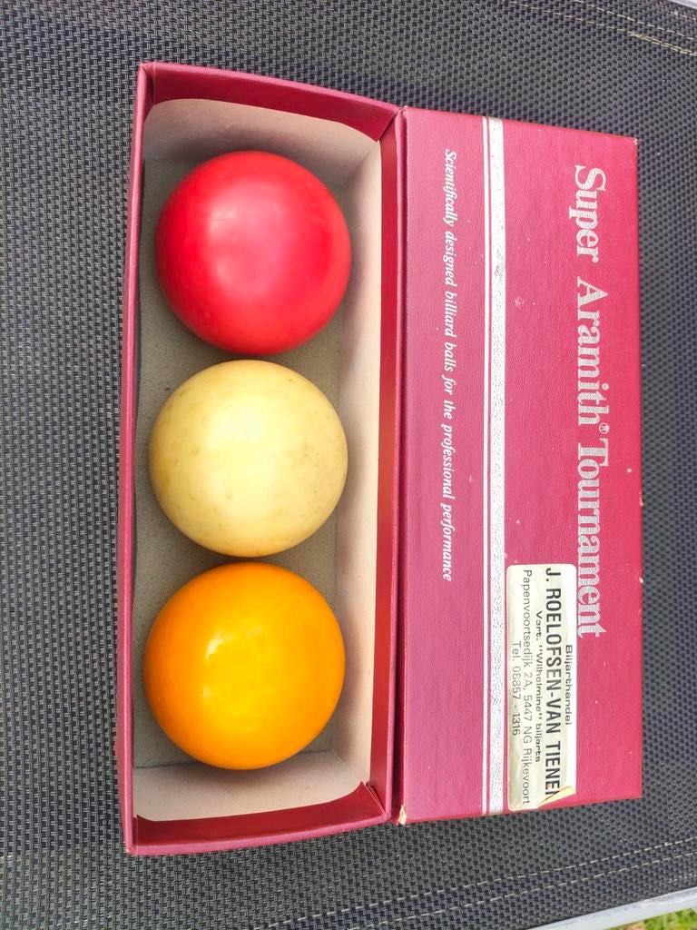 Super Aramith Tournament biljart ballen 61,5 mm, gebruikt, Ophalen of Verzenden, Gebruikt, Keu of Ballen