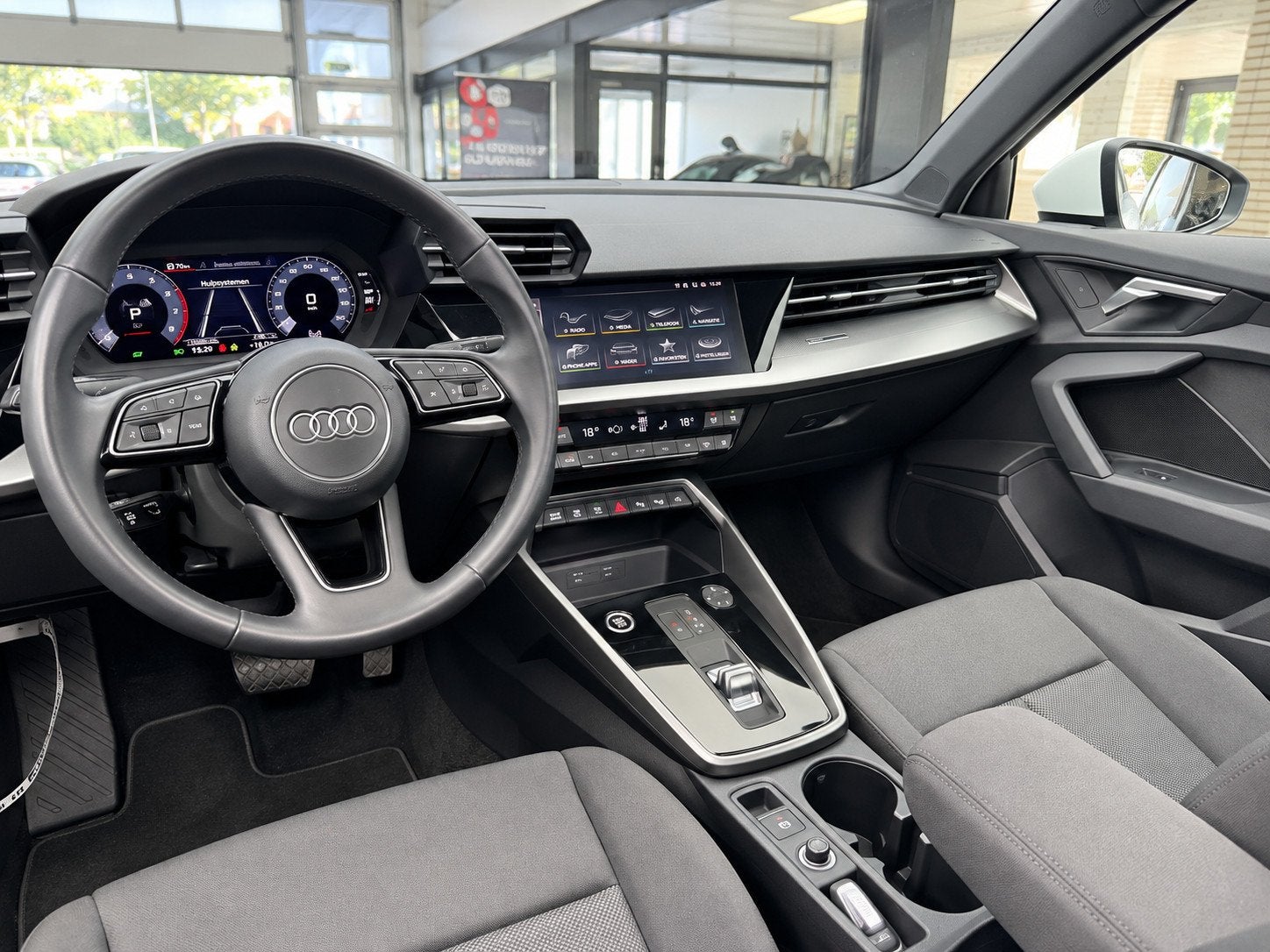 Audi A3 Sportback 40 TFSI e Edition|Pano|Camera|Matrix|Stoel, Auto's, Dealer onderhouden, Gebruikt, Euro 6, 4 cilinders