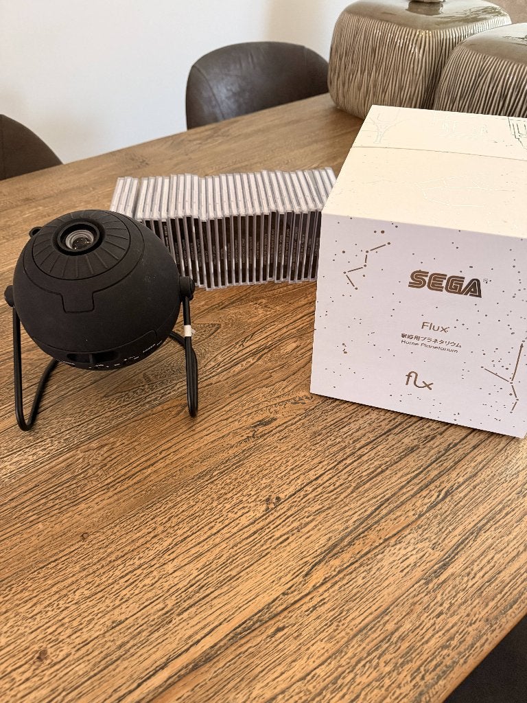 SEGA Homestar Flux thuisplanetarium met 30 projectieschijven, Ophalen, Gebruikt
