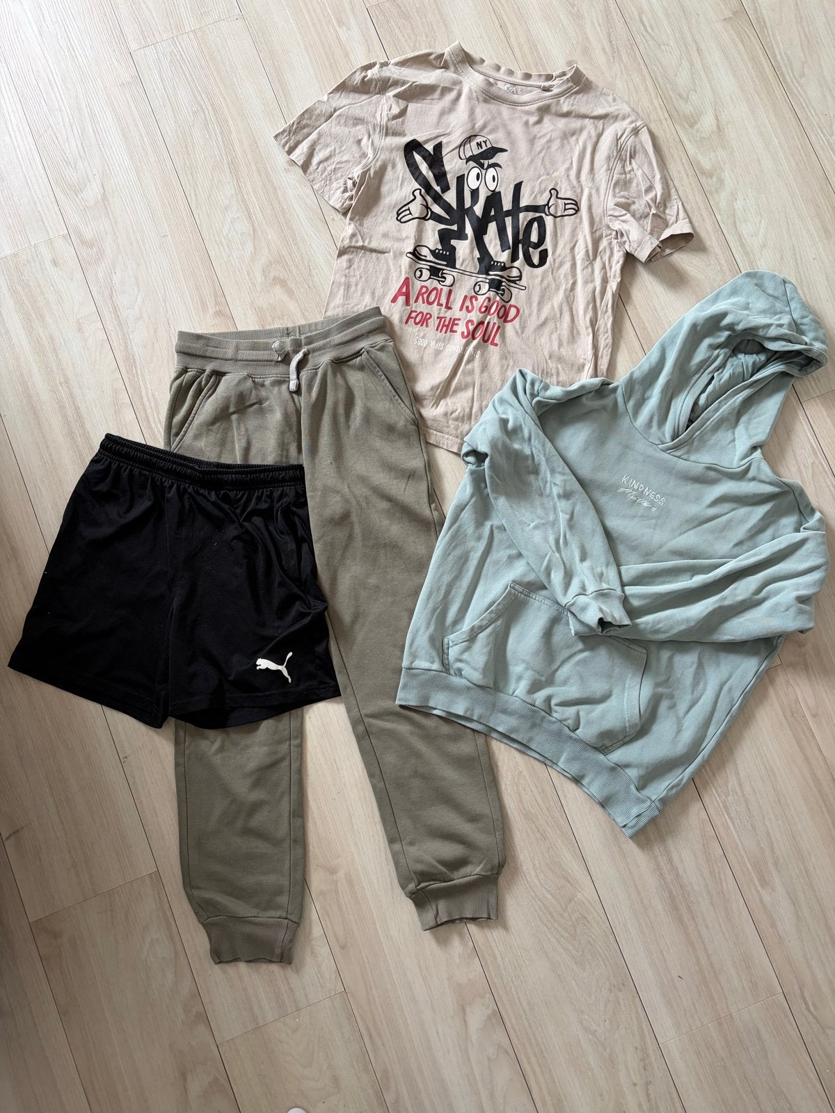 Jongens kledingpakket maat 152 (shirt, joggingbroek, korte b, Ophalen of Verzenden, Gebruikt, Jongen, Setje