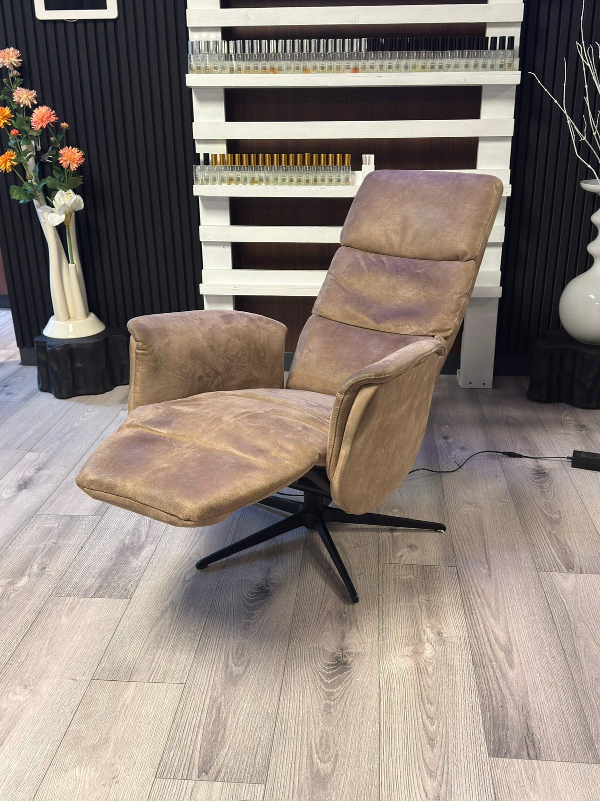 Relax Stoel Elektrisch ZGAN Gratis Bezorgd, 75 tot 100 cm, Ophalen of Verzenden, Zo goed als nieuw, Stof