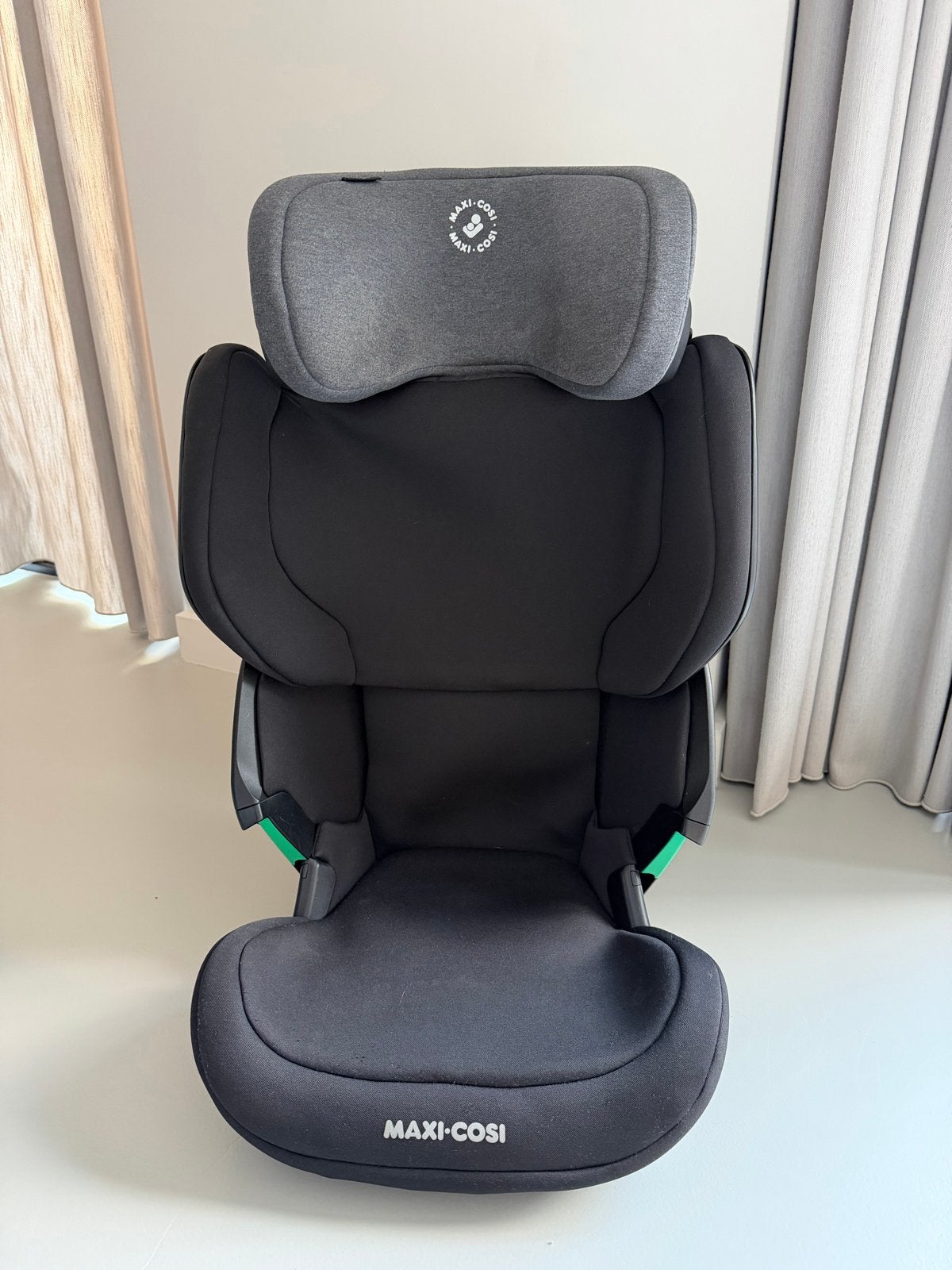 Maxi-Cosi i-Size Autostoel - Zwart, Kinderen en Baby's, Autostoeltjes, Ophalen, 15 t/m 36 kg, Verstelbare rugleuning, Zo goed als nieuw