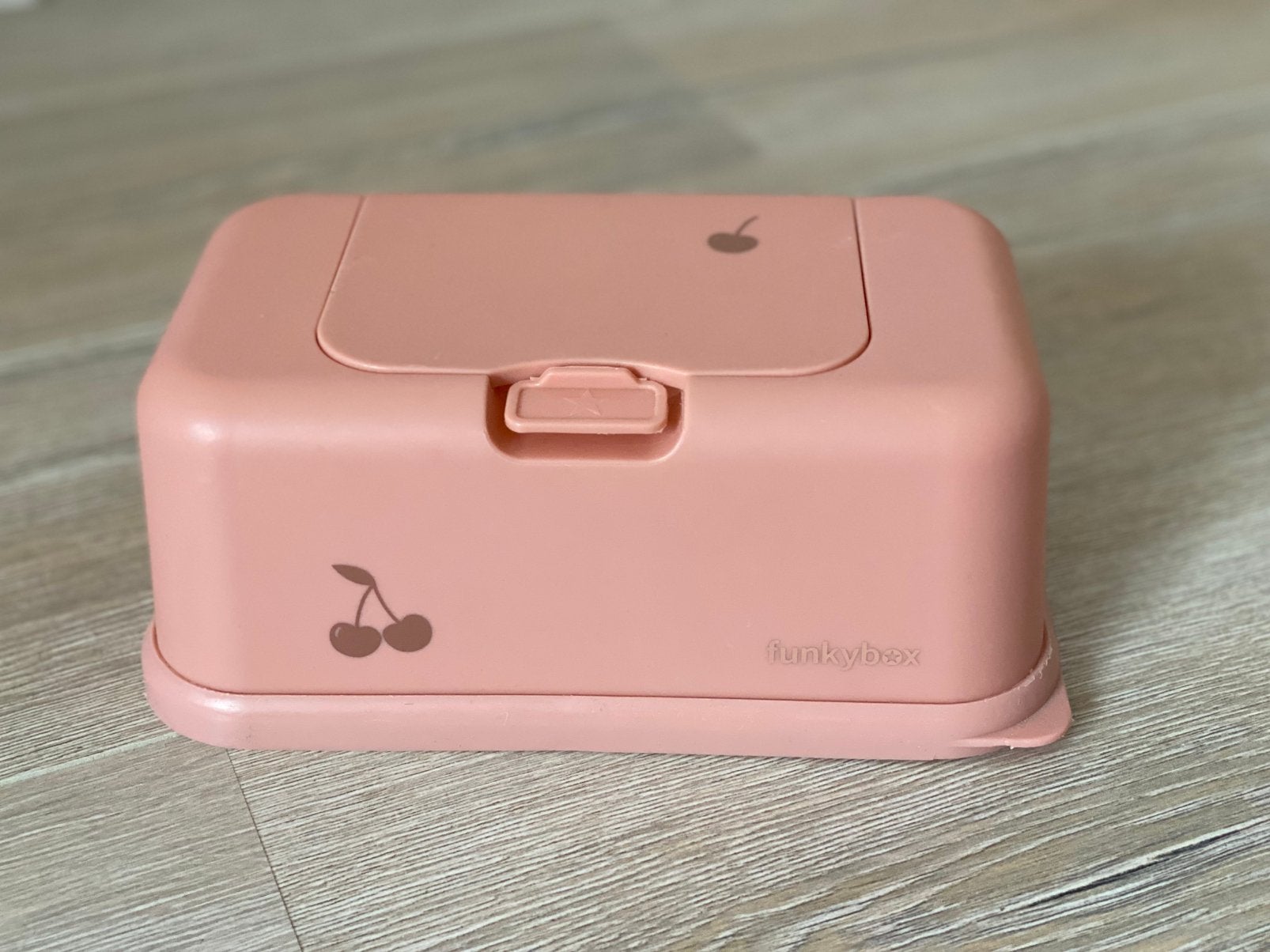 Funkybox babydoekjes opbergdoos roze kers, Ophalen of Verzenden, Zo goed als nieuw