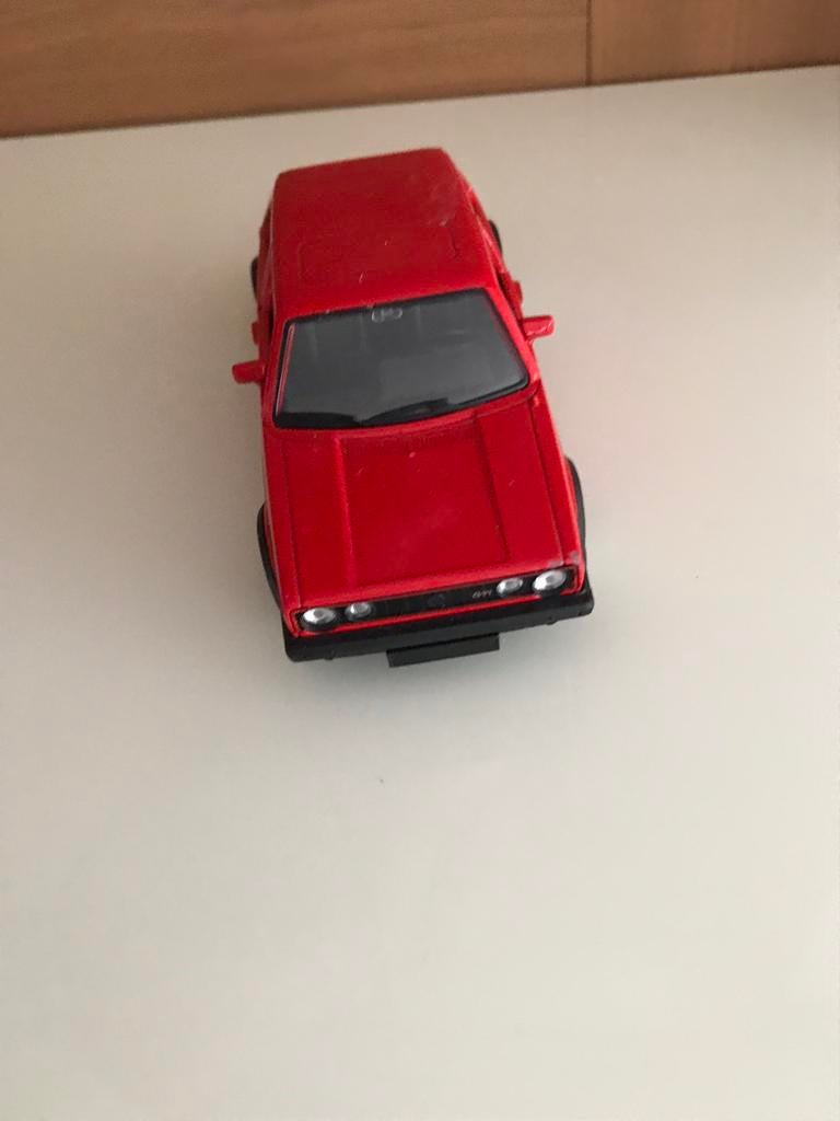 Vw Golf GTI type 1, Hobby en Vrije tijd, Modelauto's | 1:43, Ophalen, Gebruikt, Auto