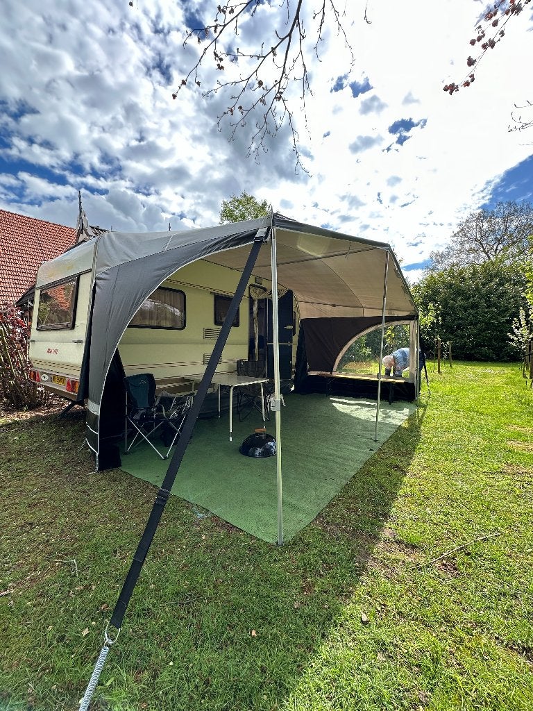 Dethleffs RD5 1989 — vast bed — incl. voortent & luifel, Caravans en Kamperen, Caravans, Vast bed, Rondzit, 750 - 1000 kg, Tot en met 4