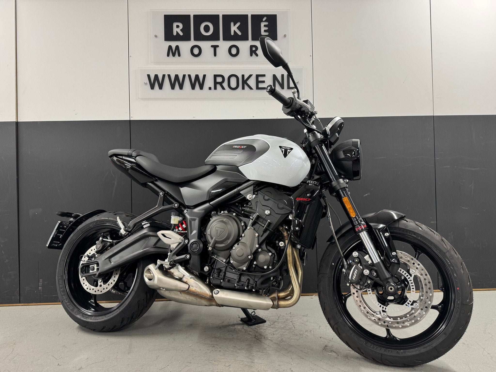 Triumph TRIDENT 660 (bj 2026), Motoren, Toermotor, 660 cc, Bedrijf