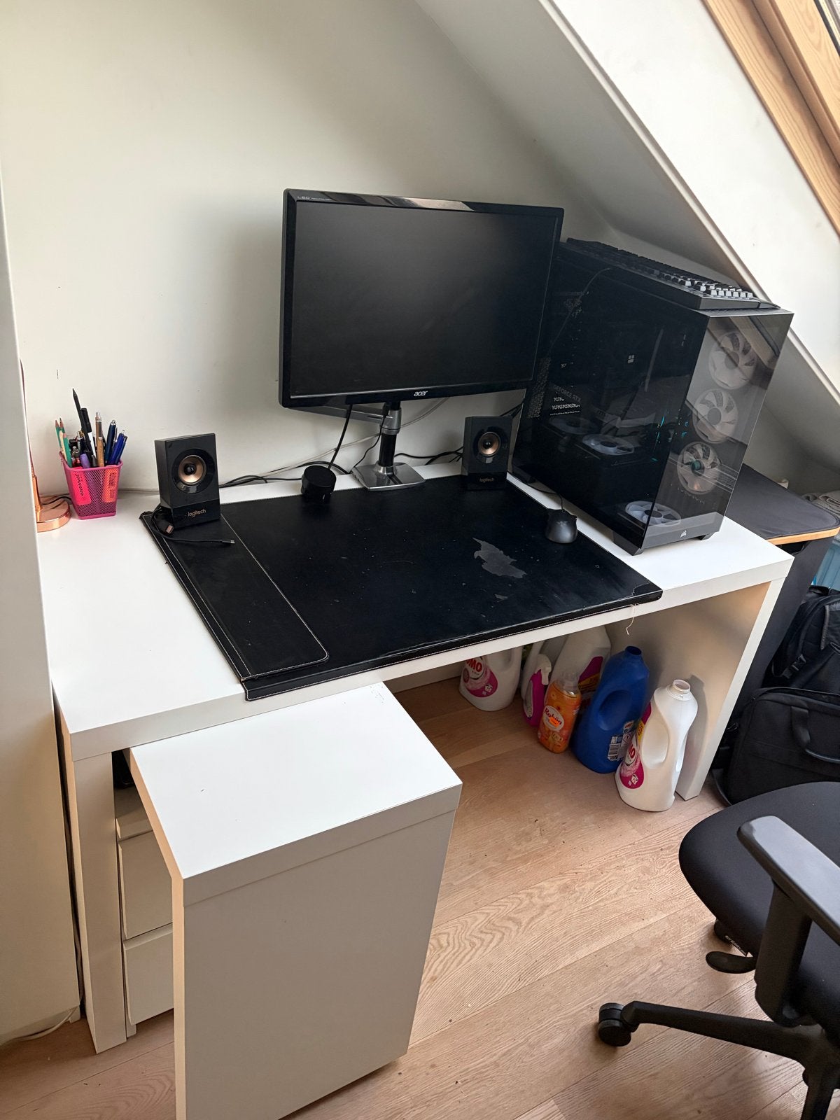 Ikea bureau met witte ladekast en optionele mat, Ophalen, Gebruikt, Met lades, Spaanplaat of MDF