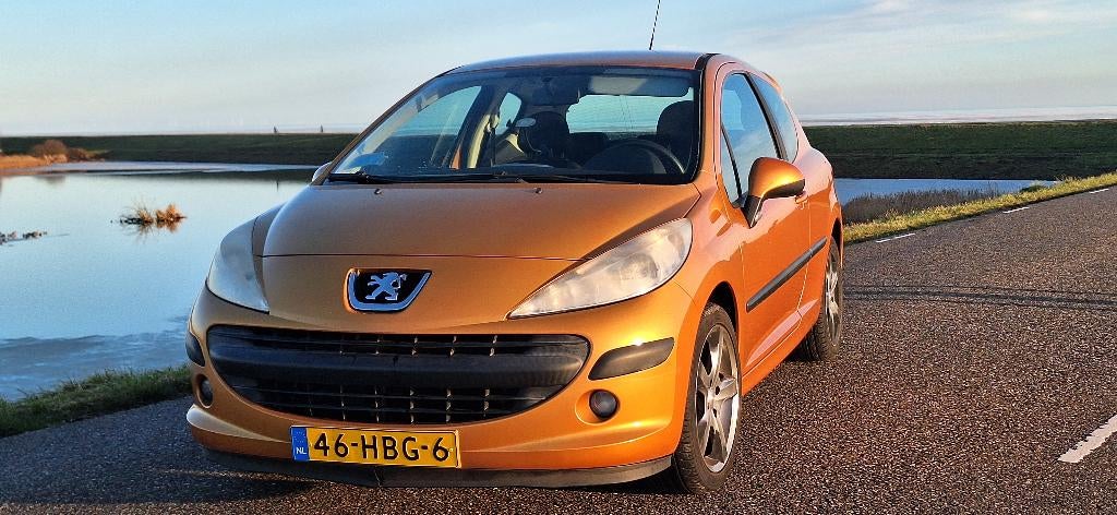 Peugeot 207 1.4 VTI 16V 3DRS 2008, Stof, Zwart, 49 €/maand, Origineel Nederlands