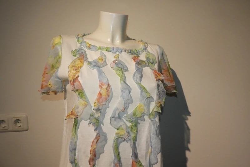 Blumarine eerstelijns shirt zijde voilants en mouwtjes S, Blumarine, Verzenden, Wit, Zo goed als nieuw