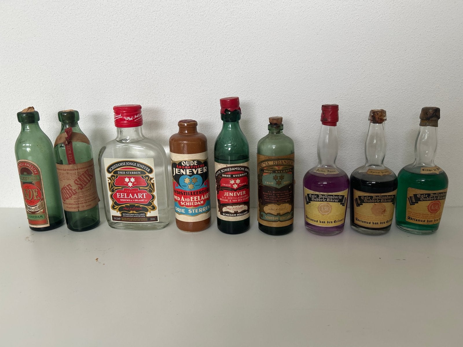 Collectie Antieke Jenever en Likeur Miniatuurflesjes, Ophalen of Verzenden