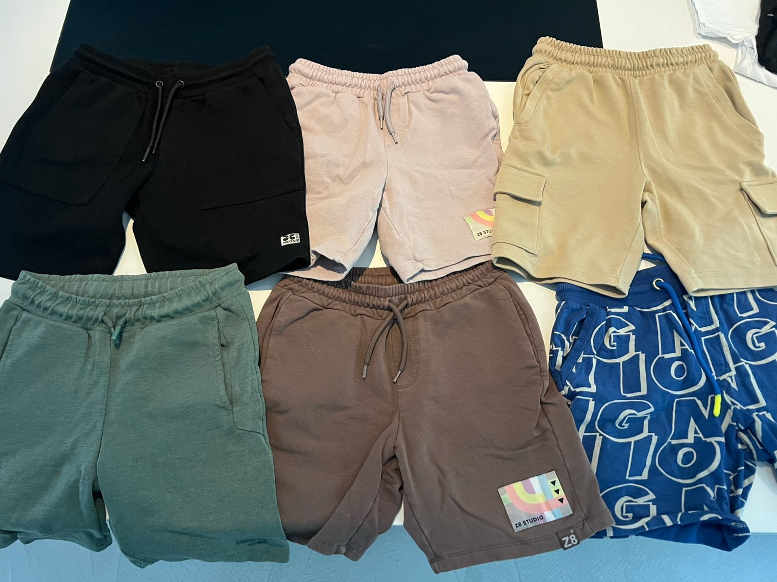 Vingino / z8 / Cars Korte broeken maat 140/146, Ophalen, Gebruikt, Jongen, Broek