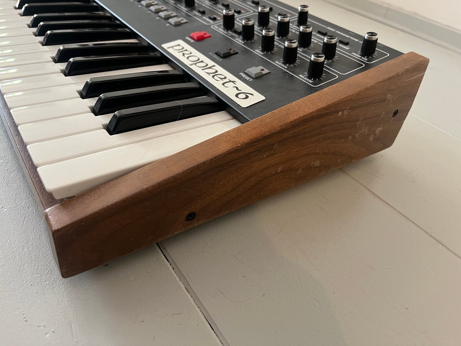 Sequential Prophet 6 - met Gator tas, Gebruikt, Midi-aansluiting, Ophalen, 49 toetsen