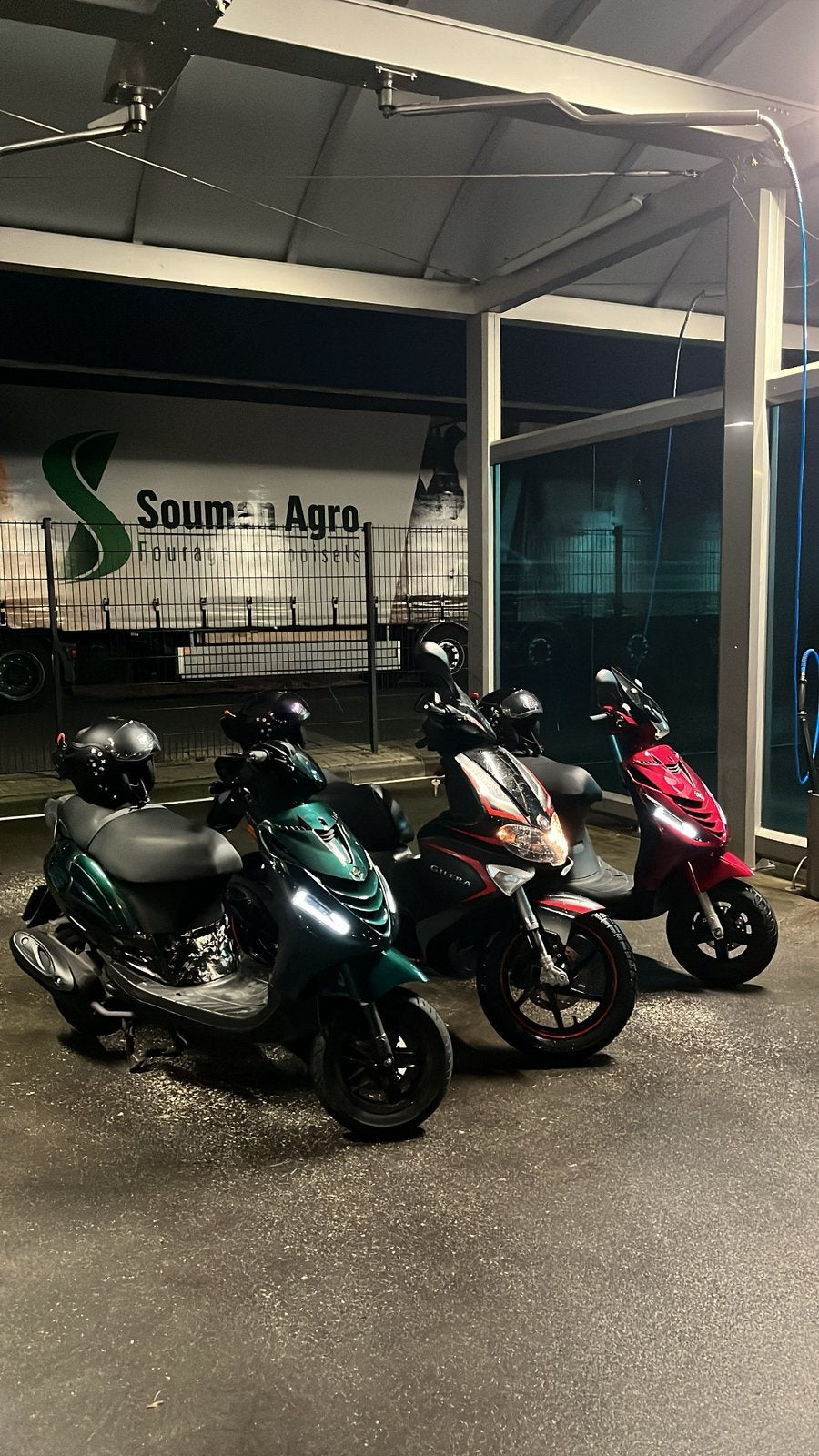 Zip 80cc 4 takt (snor)/ ruilen kan ook (liefste type 3 50cc), Fietsen en Brommers, Scooters | Piaggio, Ophalen, Zo goed als nieuw