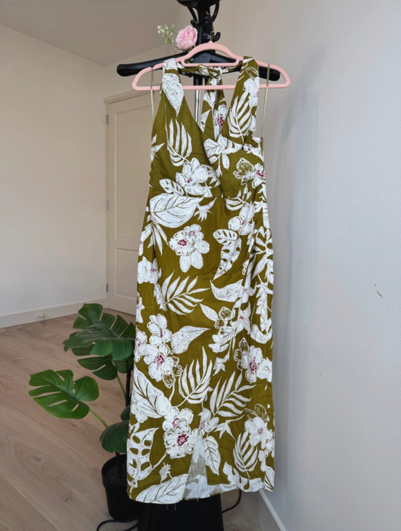 Zara linnen jurk met bloemenprint – nieuw met kaartje, Maat 38/40 (M), Nieuw, Ophalen of Verzenden, Onder de knie