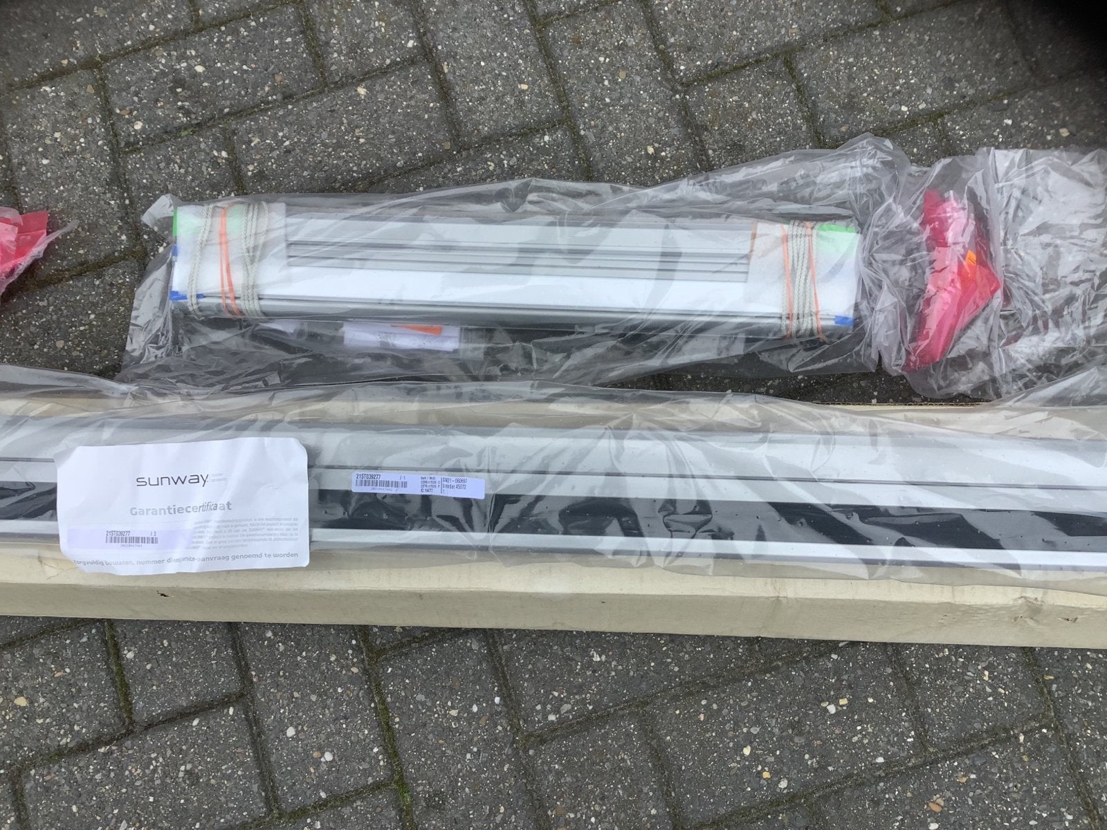Nieuwe Sunway raambekleding - wit/antraciet (3 stuks), Ophalen, Nieuw, Wit