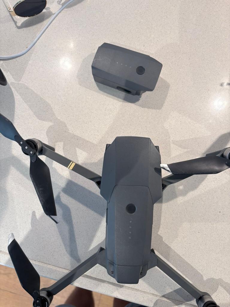 Drone DJi Mavic Pro Tekoop, 250 tot 900 gram, Gebruikt, 30 tot 45 minuten, Cameradrone