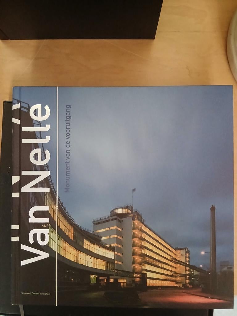 Boek Van Nelle: Monument van de vooruitgang, Ophalen of Verzenden