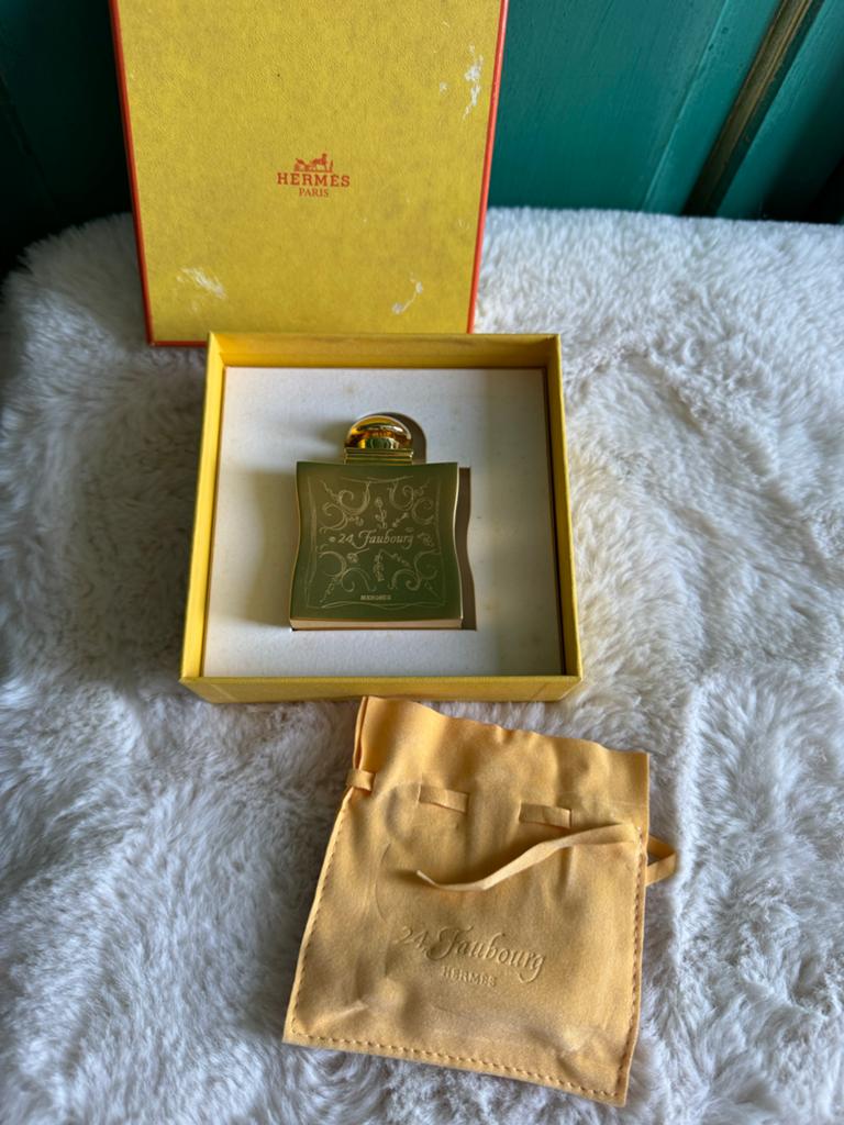 Hermes 24 Faubourg Refillable Parfum Gold-Tone Purse Spray, Ophalen of Verzenden, Zo goed als nieuw