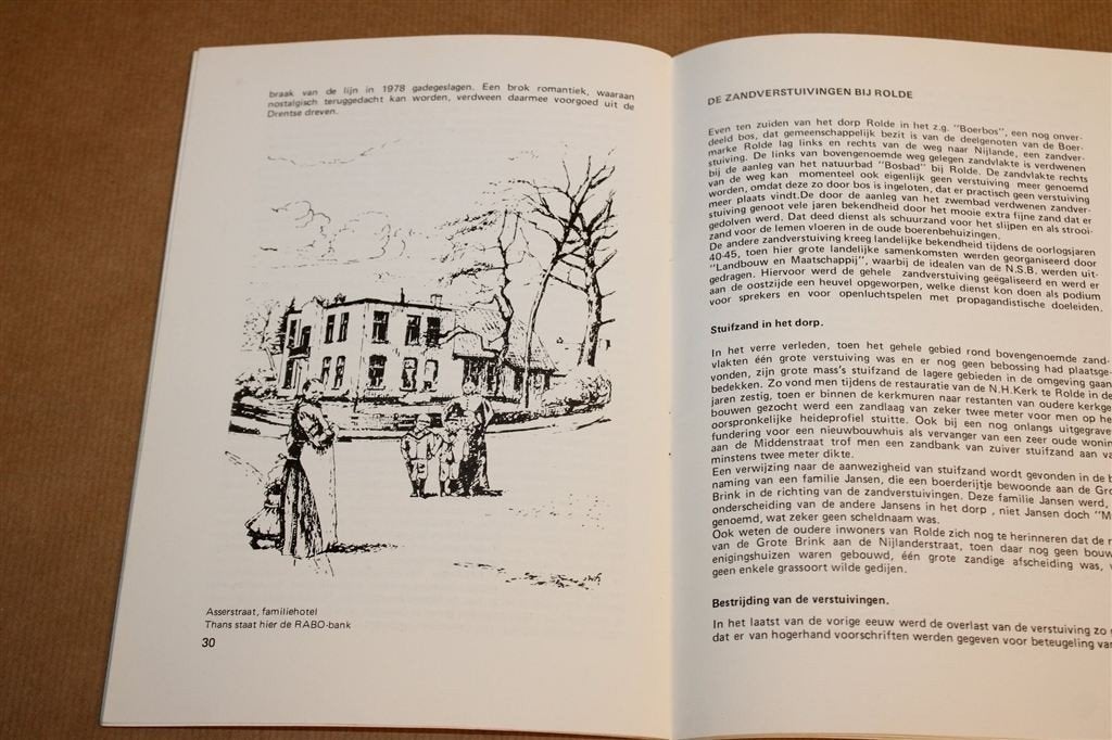 Rondom Rolde — Vroeger en Nu, Rolder Hist. Gezelschap 1979, Boeken, Geschiedenis | Stad en Regio, Ophalen of Verzenden, Gelezen