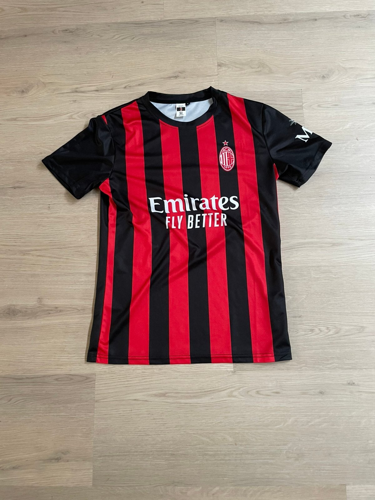 AC Milan, Sport en Fitness, Voetbal, Maat XL, Ophalen of Verzenden, Zo goed als nieuw, Shirt