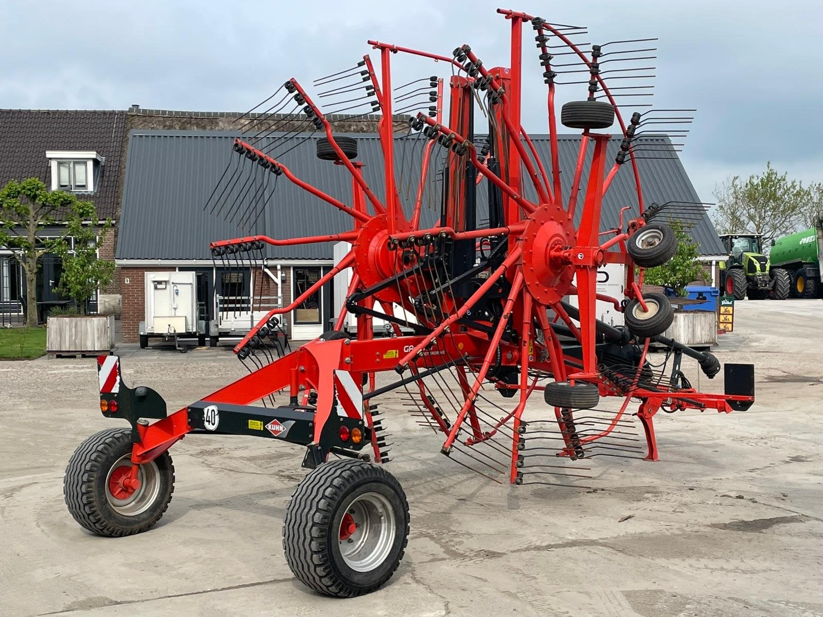 Kuhn GA 8731 Zwadhark Zwiller Rake Schwader GA 8731 Zwadhark, Overige, Oogstmachine