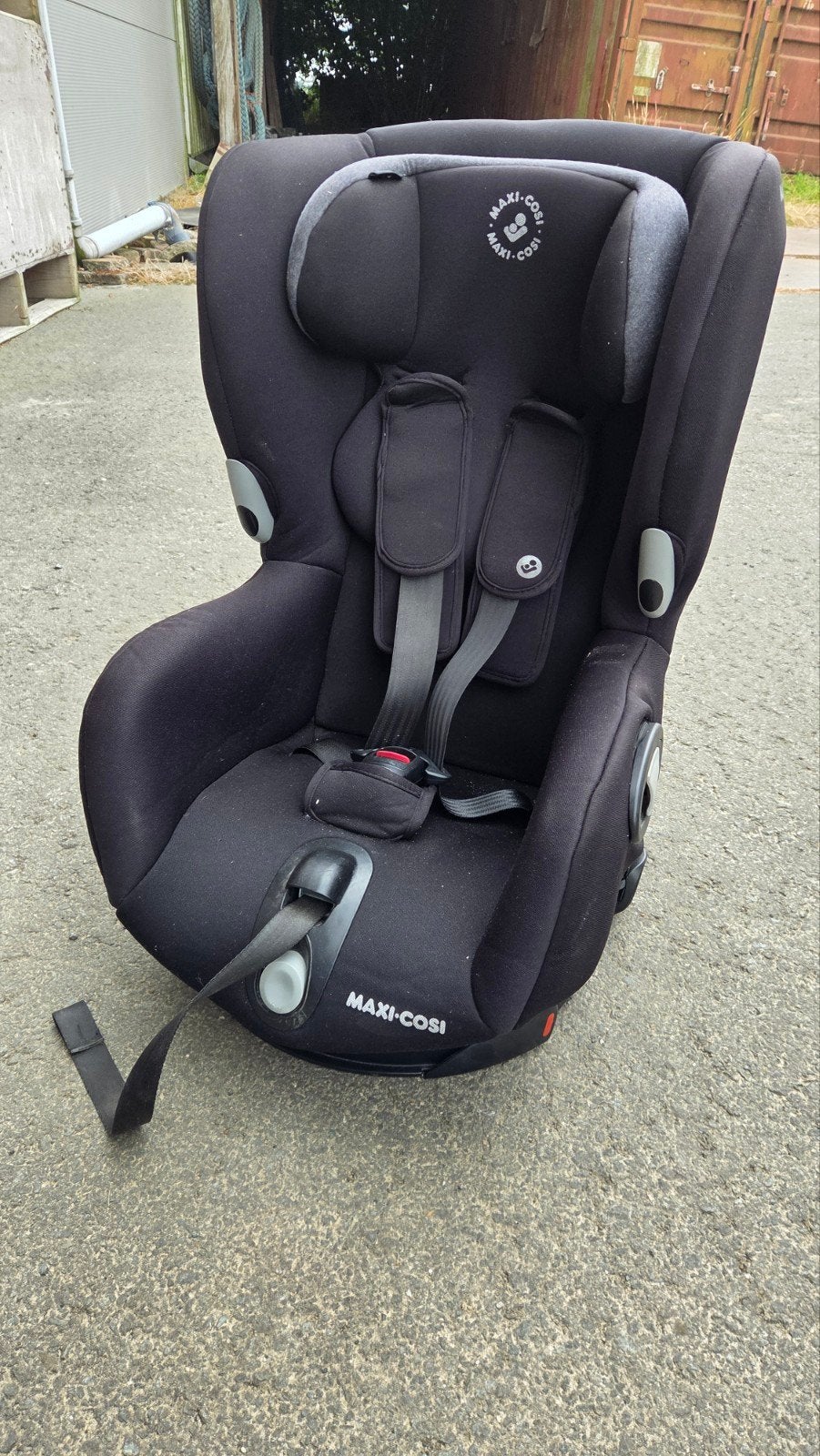 maxicosi axiss draaibare autostoel - met gordel vastzetten, Kinderen en Baby's, Autostoeltjes, Ophalen, Autogordel, 9 t/m 18 kg