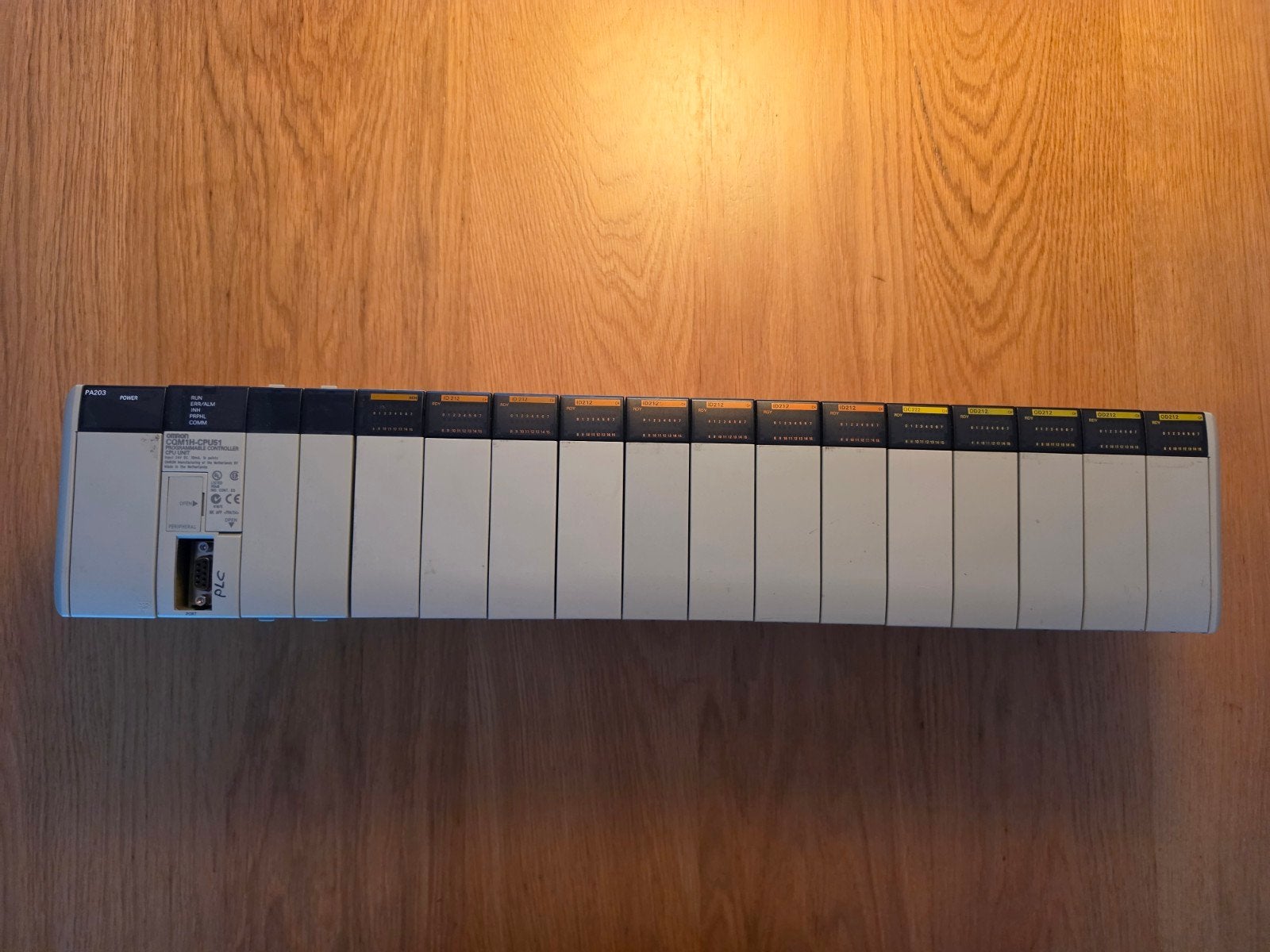 Omron Sysmac CQM1H-CPU51 PLC  - 7X ID212 en 4x OD212 & OC222, Hobby en Vrije tijd, Ophalen of Verzenden, Gebruikt