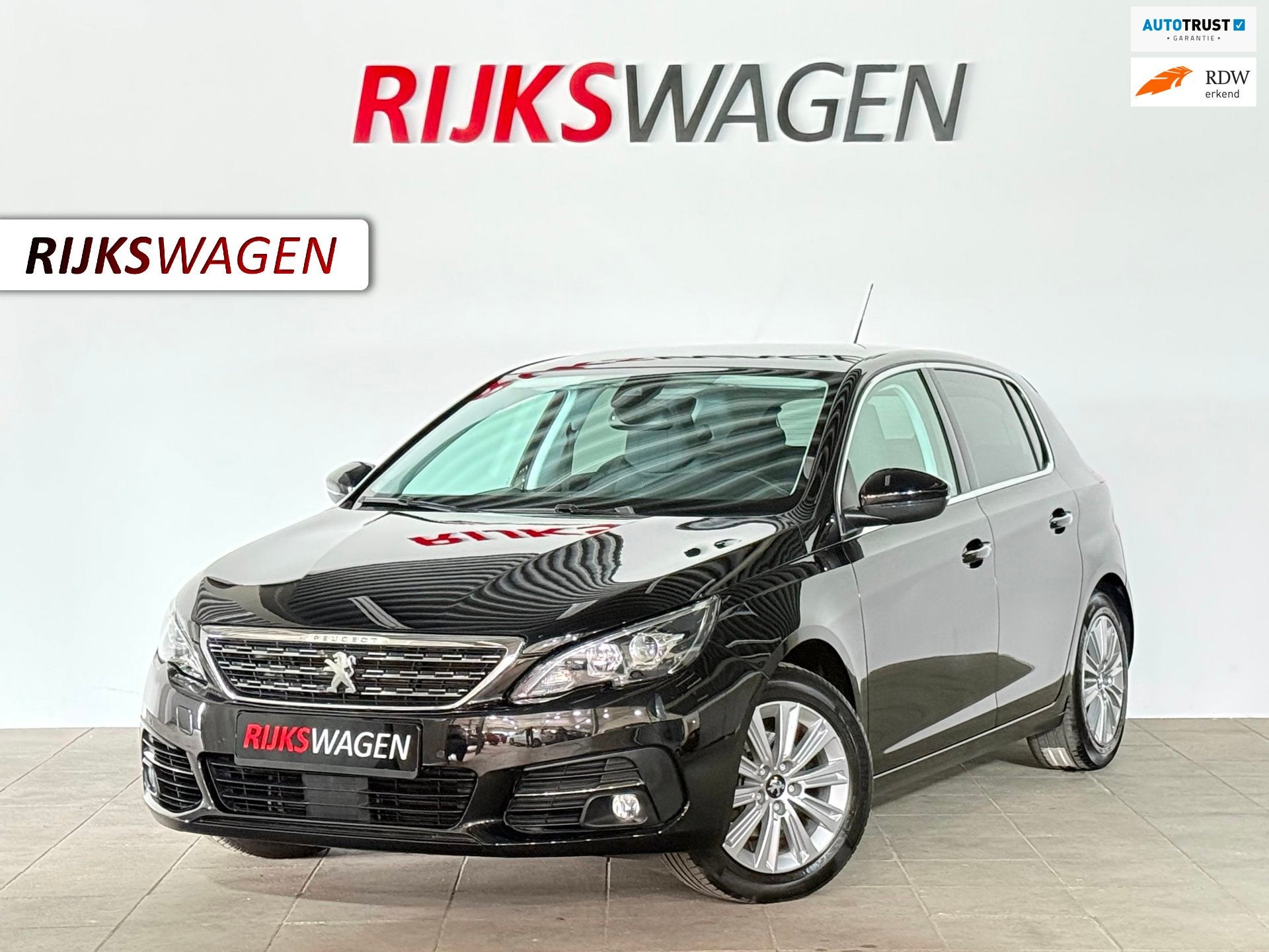 Peugeot 308 1.2 PureTech Allure Navi/Carplay/Pano, Auto's, Voorwielaandrijving, Dealer onderhouden, Gebruikt, Zwart