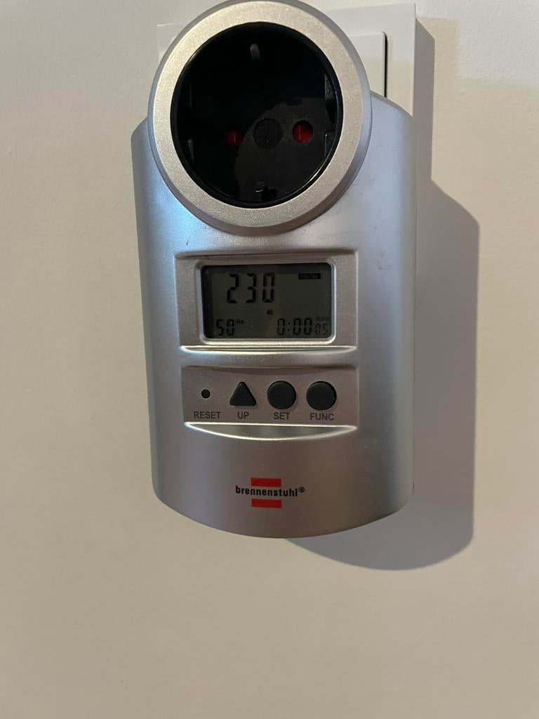 Brennenstuhl energy meter PM 231, Doe-het-zelf en Verbouw, Meetapparatuur, Ophalen, Zo goed als nieuw