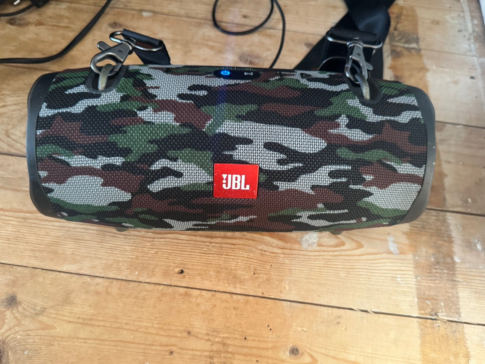 JBL Xtreme 2 Camouflage – nette staat, Spelcomputers en Games, Ophalen of Verzenden, Zo goed als nieuw, Met 1 controller, Switch Original