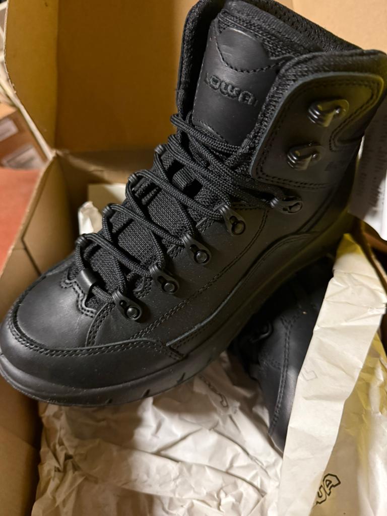 Werkschoenen van lowa, Kleding | Dames, Schoenen, Zwart, Nieuw, Ophalen of Verzenden, Werkschoenen