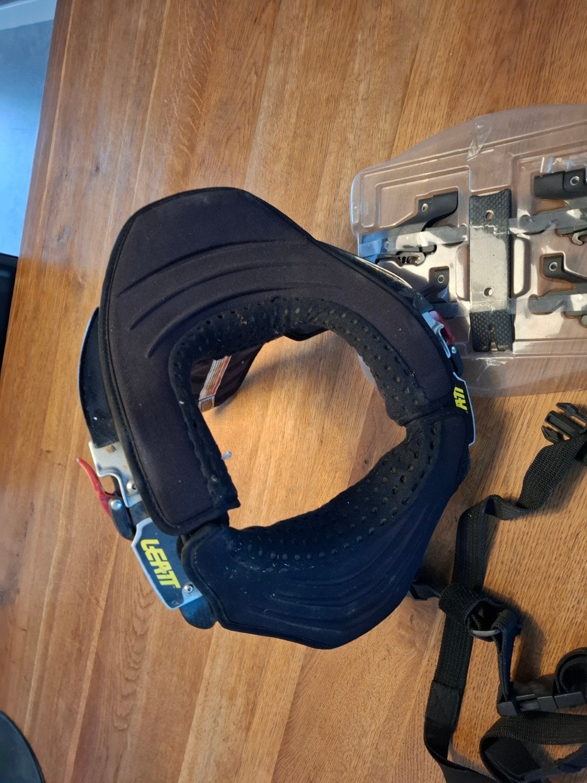 Leatt Moto GPX nekbrace - Bescherming voor motorrijders, Motoren, Ophalen of Verzenden, Tweedehands, Heren, Overige merken