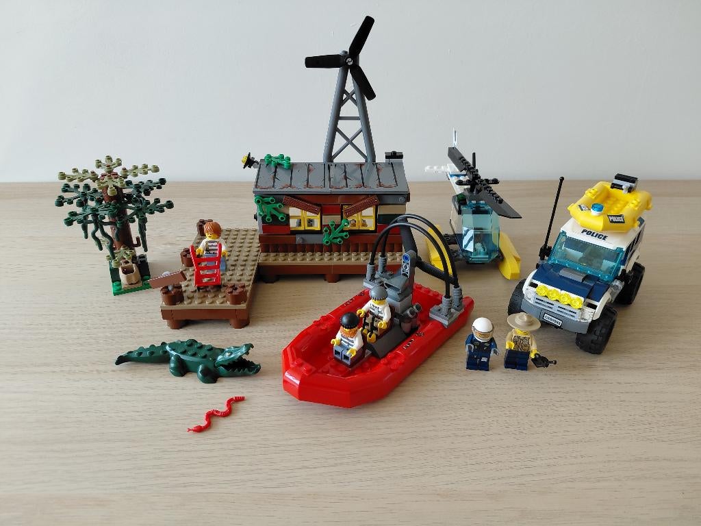 Lego City 60068 Boevenschuilplaats, City, Lego, Zo goed als nieuw, Complete set
