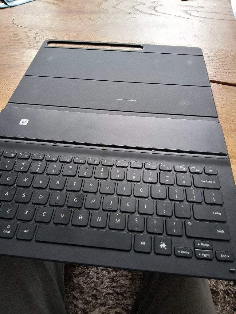 Book cover samsung tablet keyboard s10FE+  /  S10FE+ 5G, Ophalen, 13 inch of meer, Nieuw, Bescherming voor- en achterkant