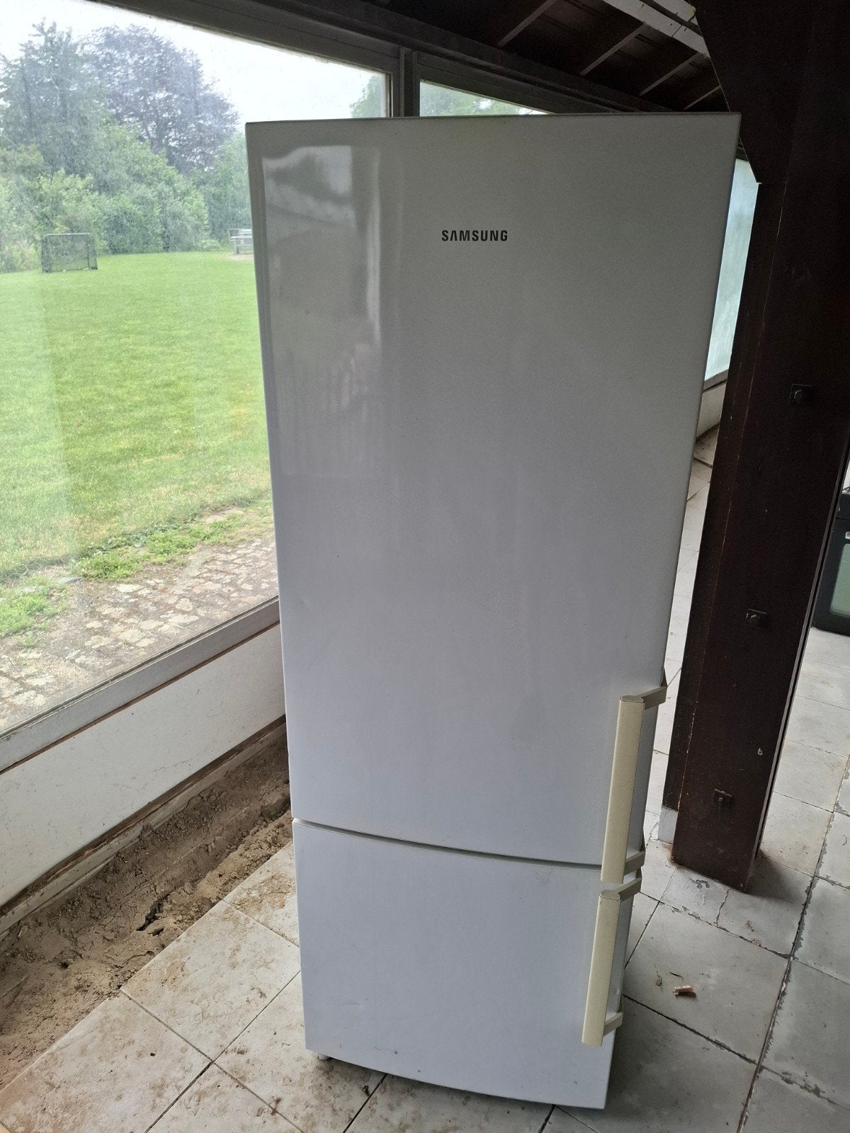 Samsung Koel-vriescombinatie - Ideaal voor extra opslag, Witgoed en Apparatuur, Koelkasten en IJskasten, Gebruikt, 200 liter of meer